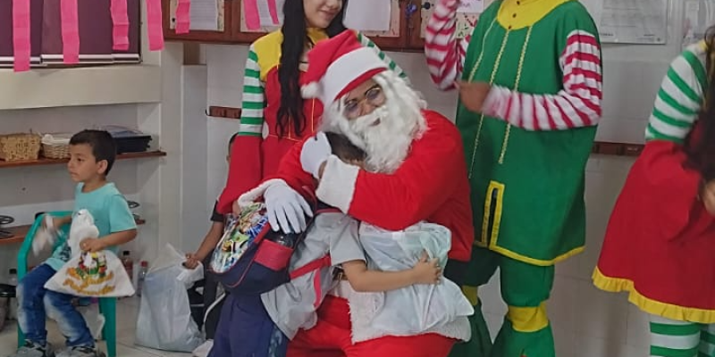 Dame la mano 3